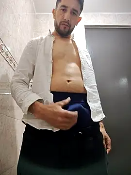 lordjuanpis online show from May 2, 10:23 pm