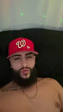 SantiagoHincapiie online show from February 28, 5:28 am