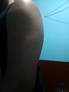 Shaan0198 online show from February 20, 6:19 am