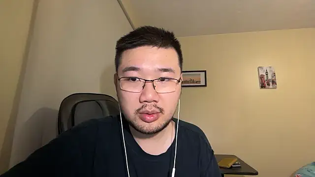 jasonryu2025 online show from May 5, 7:58 pm