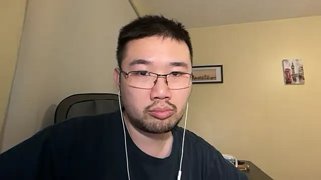 jasonryu2025 online show from May 7, 8:09 pm
