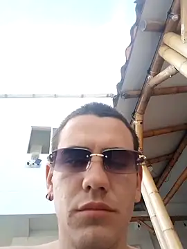  henao cristian  online show from February 21, 2:29 pm