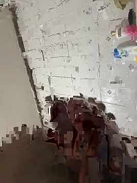 xxxfunboy92 online show from April 11, 7:15 am