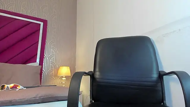 Dominic Foxx online show from March 12, 5:09 pm