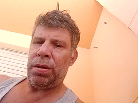stud2512 online show from June 19, 11:59 am