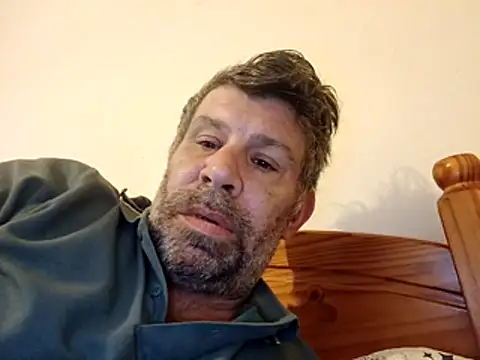 stud2512 online show from April 29, 5:52 pm