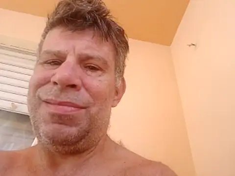 stud2512 online show from June 17, 7:10 am