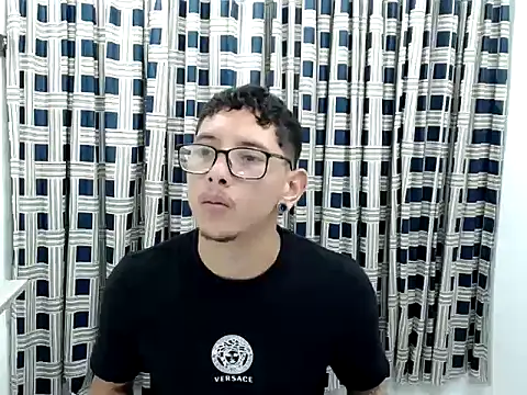 axel vice online show from February 21, 8:26 am