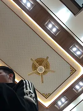 duylonghot online show from March 4, 11:50 am