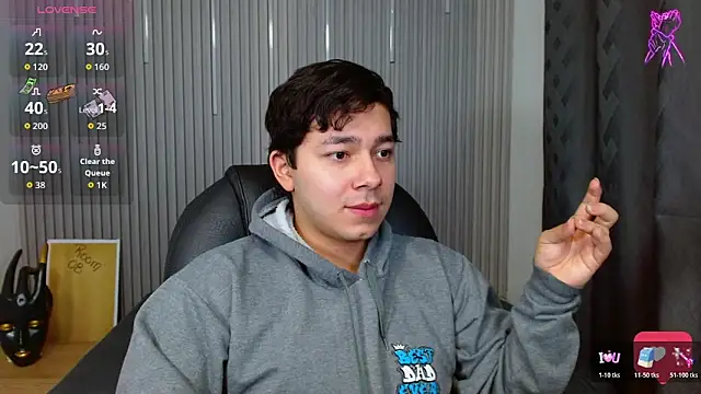 Julian Smith21 online show from April 23, 4:50 am