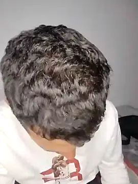 Ferrandiz23 online show from March 7, 12:30 am