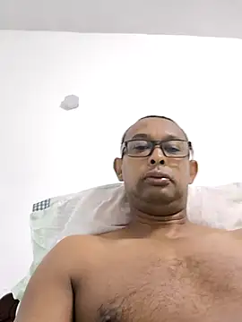 emperator13 online show from April 28, 1:33 am