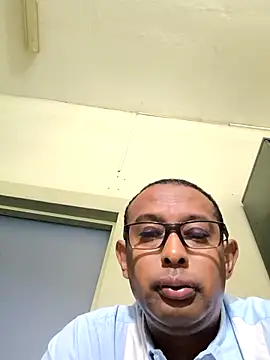 emperator13 online show from April 25, 10:29 am