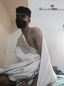 NikhilN247913 online show from March 6, 3:03 am