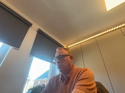 Red Spike71 online show from April 24, 10:06 am