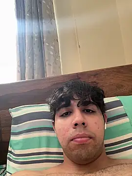 lucasmaxtoy online show from March 13, 8:33 am