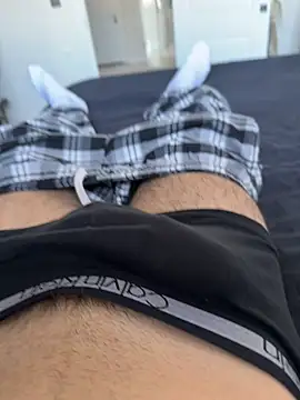 Vireontr1 online show from March 4, 1:40 pm