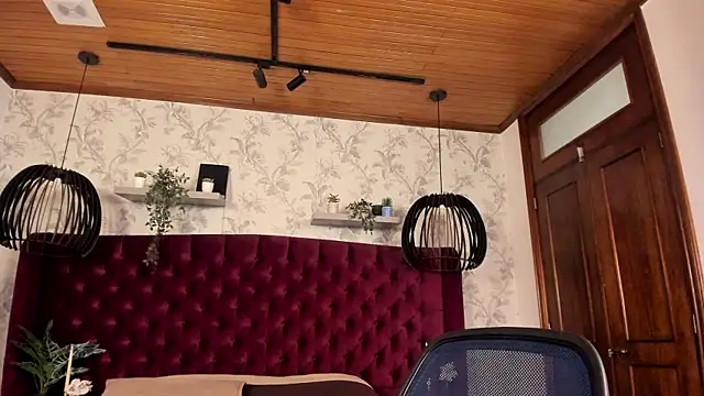 kamal wolff online show from April 1, 1:41 pm