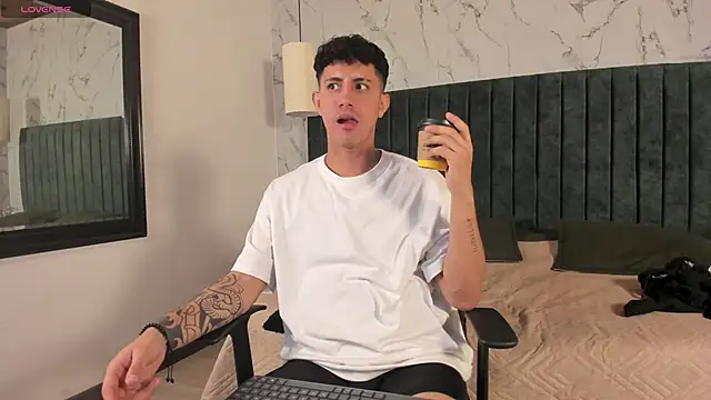 kamal wolff online show from March 24, 12:32 pm