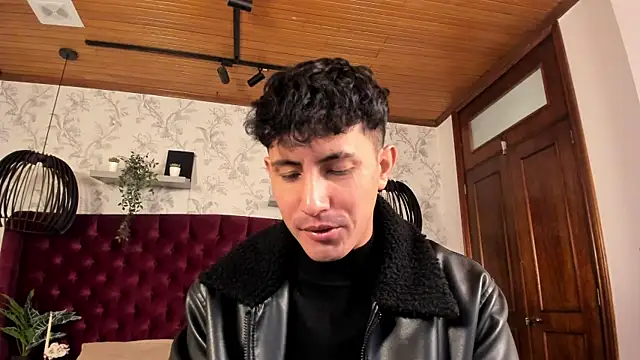 kamal wolff online show from April 1, 12:40 pm