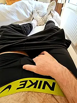 Kiffeur2Tn online show from April 27, 8:22 am