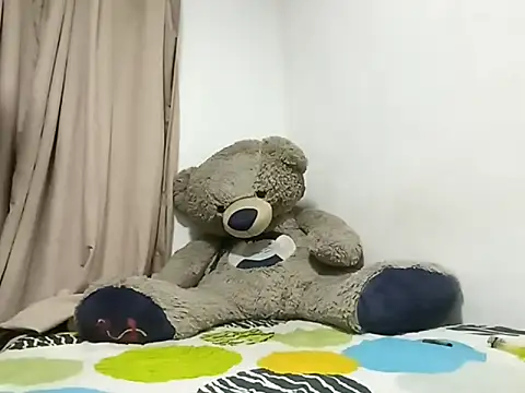 Julikid1 online show from March 6, 12:18 am