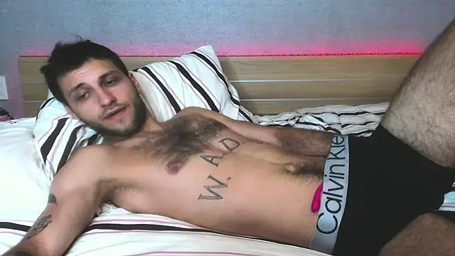 DarkRogue19 online show from April 23, 4:09 pm