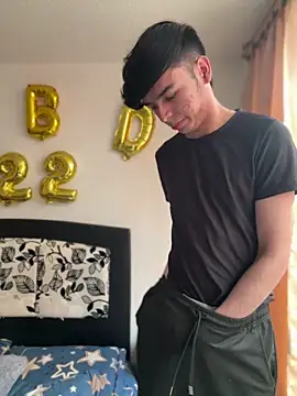 The Conquer online show from April 28, 7:18 pm