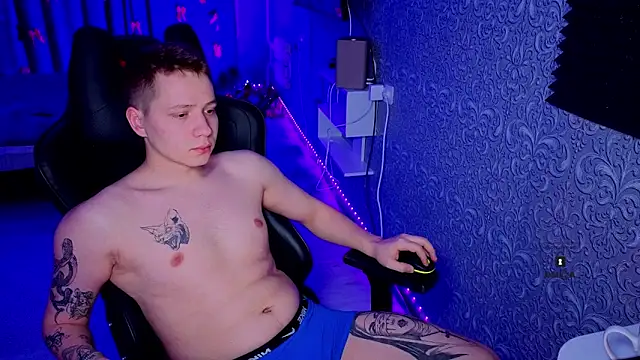 Karl Night  online show from March 17, 8:55 pm