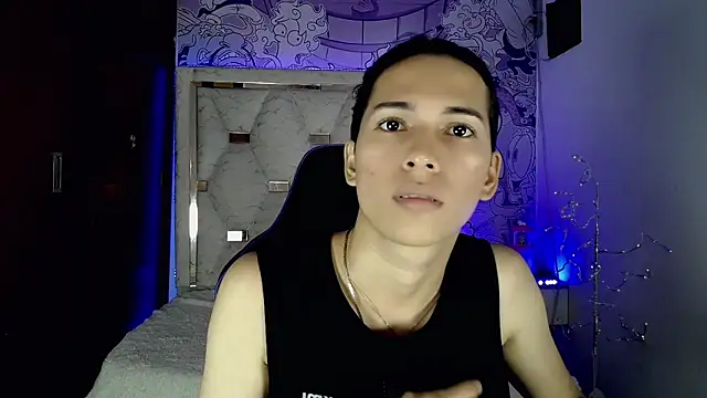 Larry craft online show from April 26, 9:44 pm