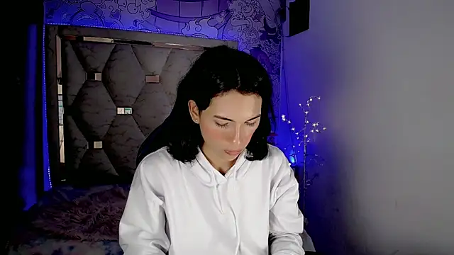 Larry craft online show from April 22, 3:02 am