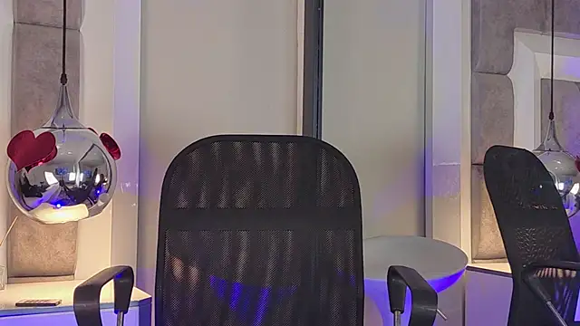 Austin Reedss online show from April 2, 1:41 pm