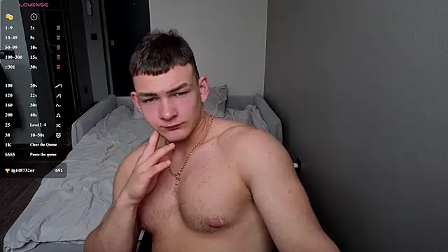 sweet boyss  online show from June 12, 9:07 am