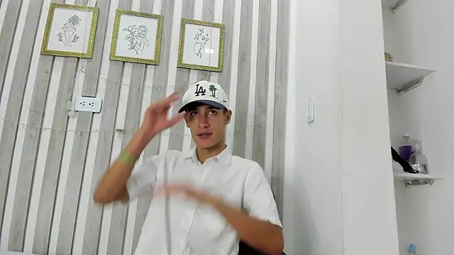 Thiagoduarte  online show from March 11, 11:28 am