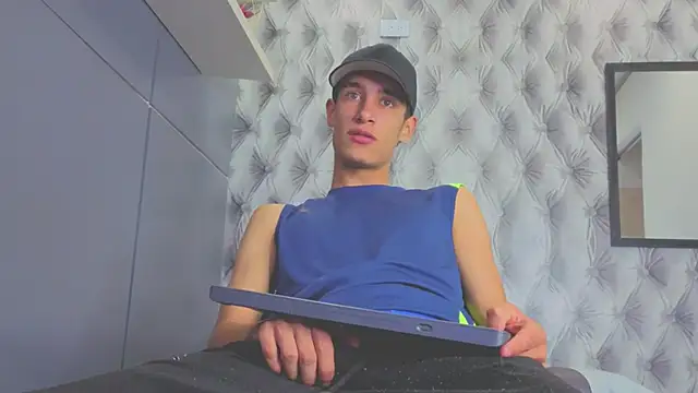 Thiagoduarte  online show from March 25, 11:58 am