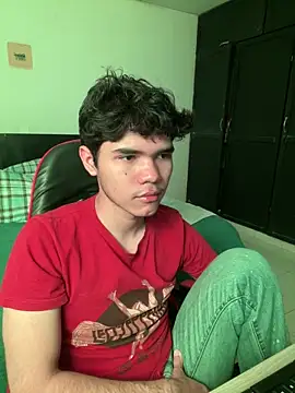 Camii pink online show from March 3, 10:05 pm