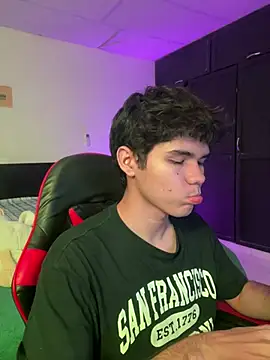 Camii pink online show from March 9, 6:46 pm