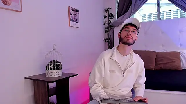 Jason 23   online show from June 6, 7:31 pm