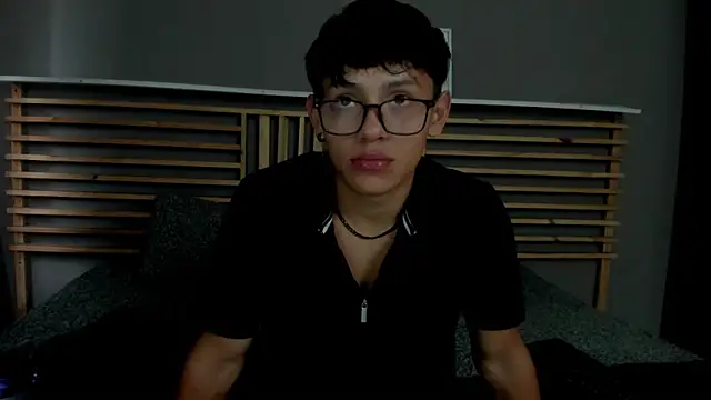 clark ken01 online show from April 29, 8:59 pm