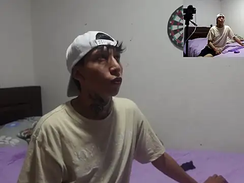 Trevordonson milf online show from March 4, 2:40 am