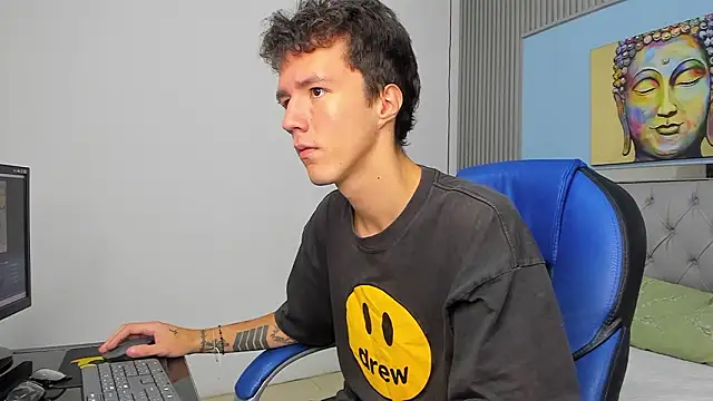 CamiEvan online show from March 29, 7:14 pm