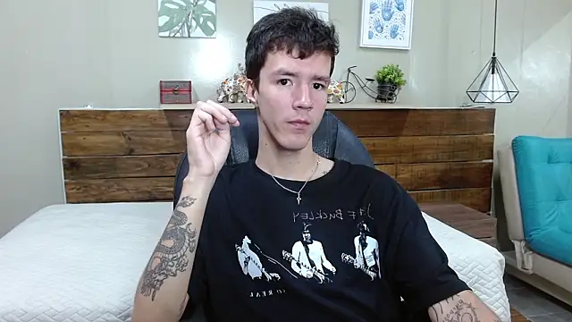 CamiEvan online show from March 17, 7:38 pm