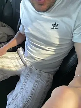 portostrip online show from April 23, 2:41 pm