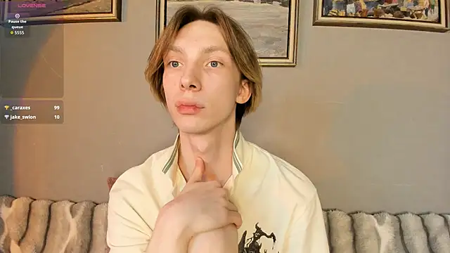 SilverFeral online show from April 2, 7:38 am