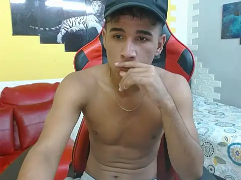 Damondark online show from March 10, 3:18 pm