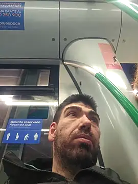 chicnormal35 online show from March 17, 5:43 am