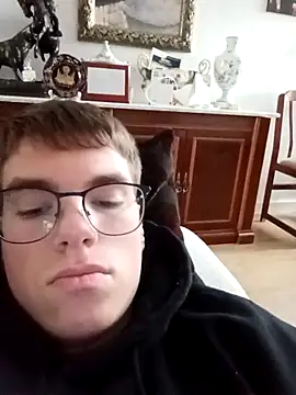 Alejandro27003 online show from March 3, 3:41 pm