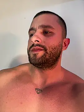 Romaninho online show from June 10, 2:02 am