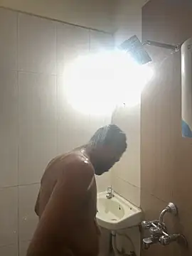 Hunnybunny1990 online show from February 28, 2:05 pm