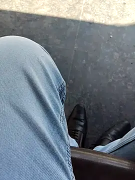 daneypussylover online show from March 22, 6:18 am